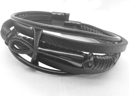 5-teiliges schwarzes Lederarmband f&uuml;r Herren mit schwarzem Kreuz aus Edelstahl.