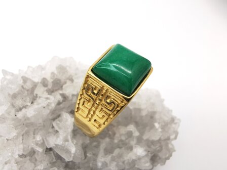 Edelstahl-Edelstein-Gr&uuml;ner Jade-goldfarbener griechischer Design-Ring. Vierkantringe mit Schutzstein