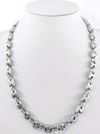 Set: Edelstaal heren Ketting L 56 cm met armband L 23 cm.