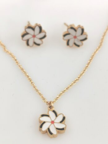 Set: Ketting met hanger Melati goudkleur en oorstekers , RVS, de Indische Jasmijn bloem.