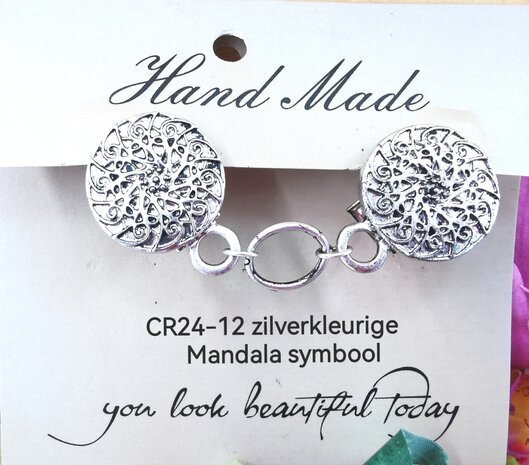 Clips, Mandala symbool met midden een ring in kleur antiek zilver look.