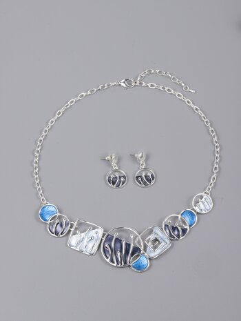 Set: Design zilverkleur ketting met verschillende multi blauw kleur emaille sieraden.